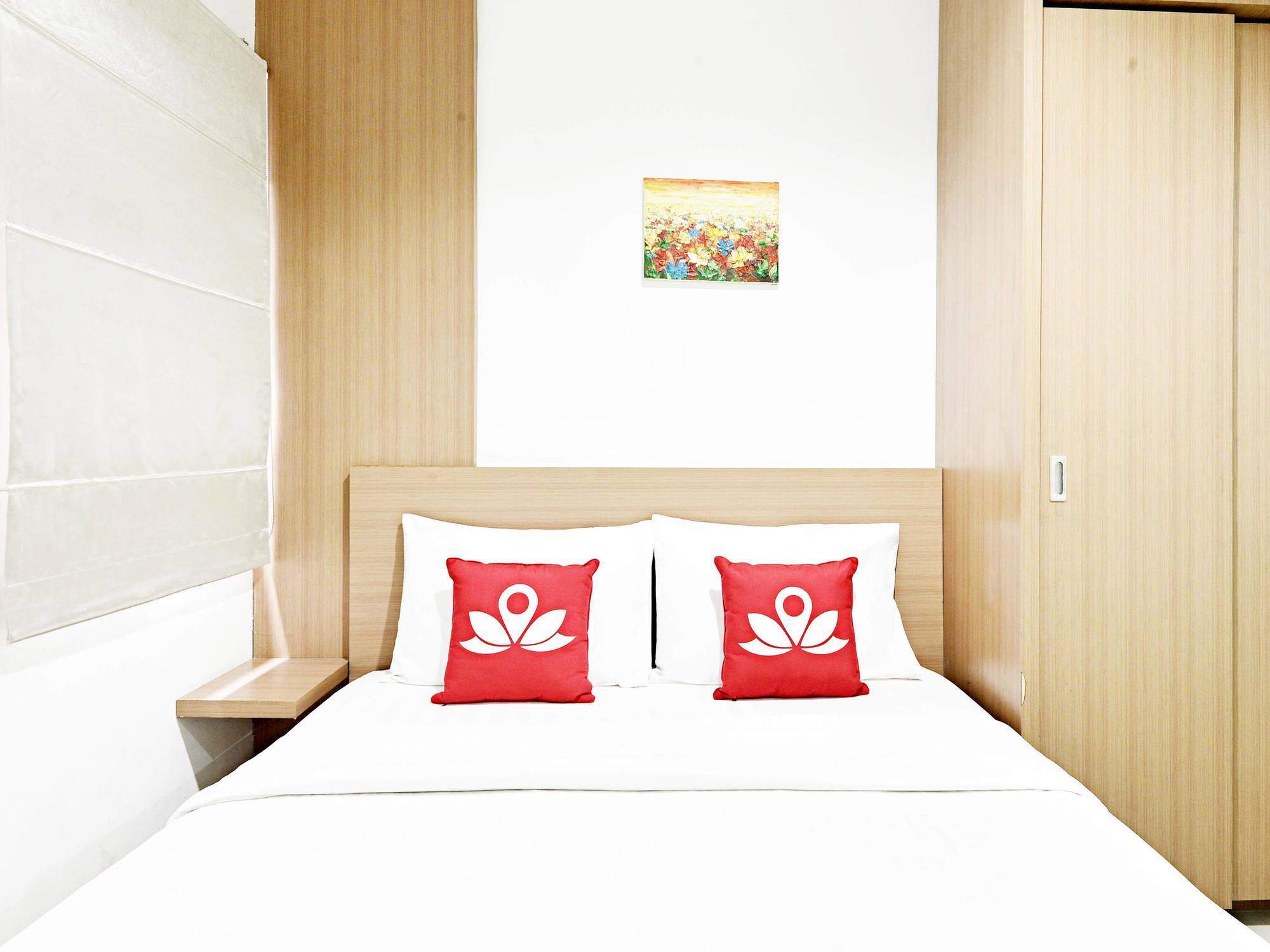 Zen Rooms Gubeng Kertajaya Surabaya Bagian luar foto