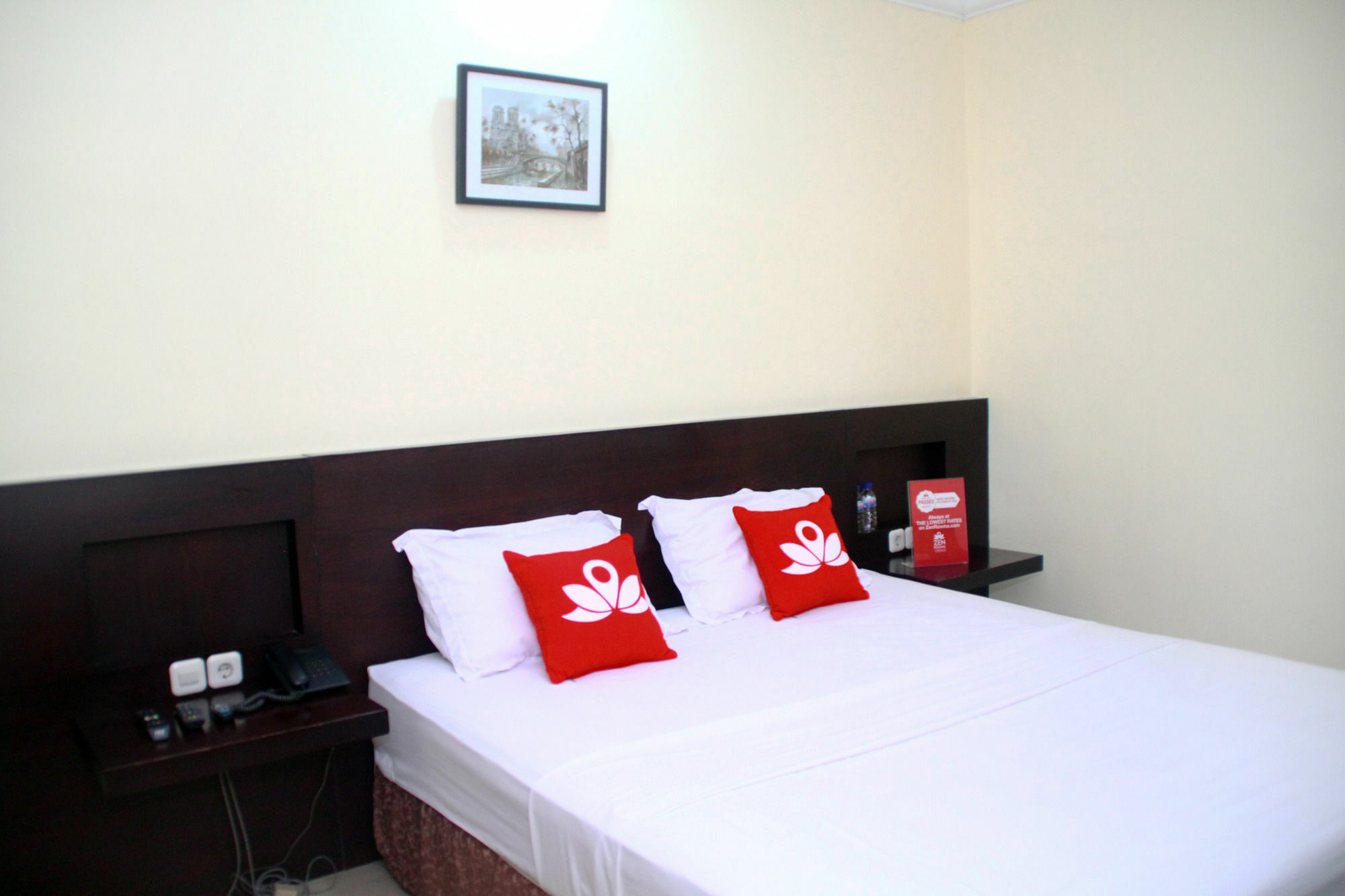 Zen Rooms Gubeng Kertajaya Surabaya Bagian luar foto